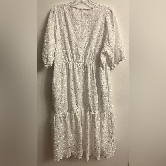 Mexx dress white eyelet Large - Picture 2 of 11
